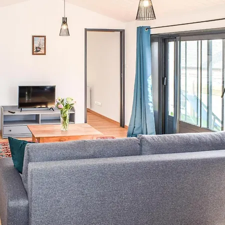 Stunning In Noirmoutier-en-lile * Noirmoutier-en-l'Ile